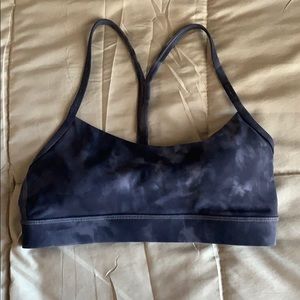 Lululemon top